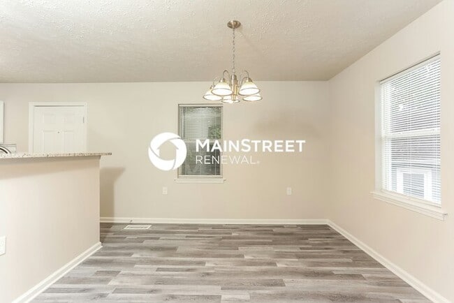 Photo - 4 Bedroom Pet-Friendly Home in ATLANTA, GA with Main Street Renewal