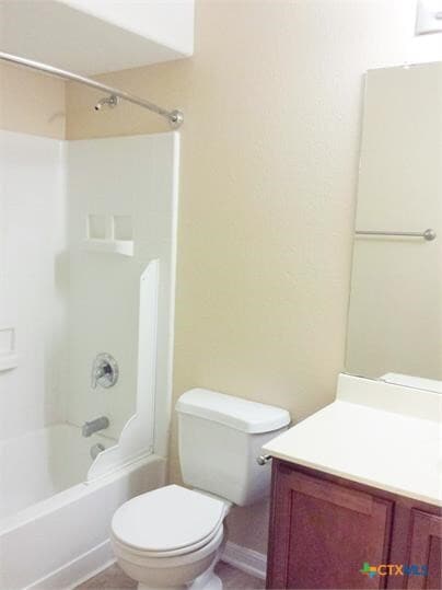 Photo - 112 Rush Haven Unit C