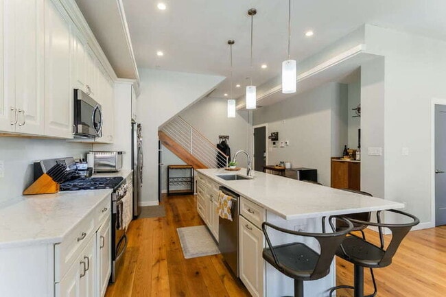 Photo - 1319 N 6th St Unit 2F