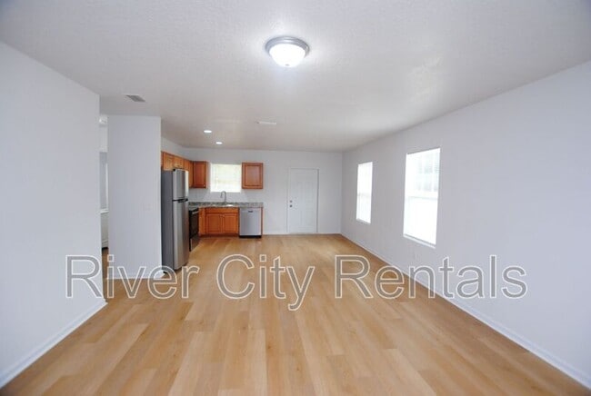 Photo - 5749 Silver Sands Cir