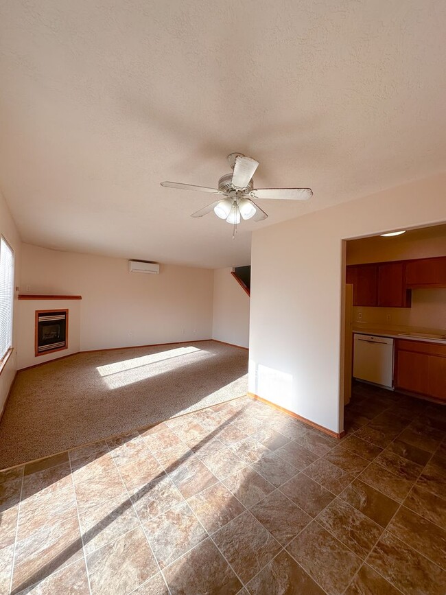 Photo - Spacious 2-Bedroom Duplex in Desirable Neighborhood