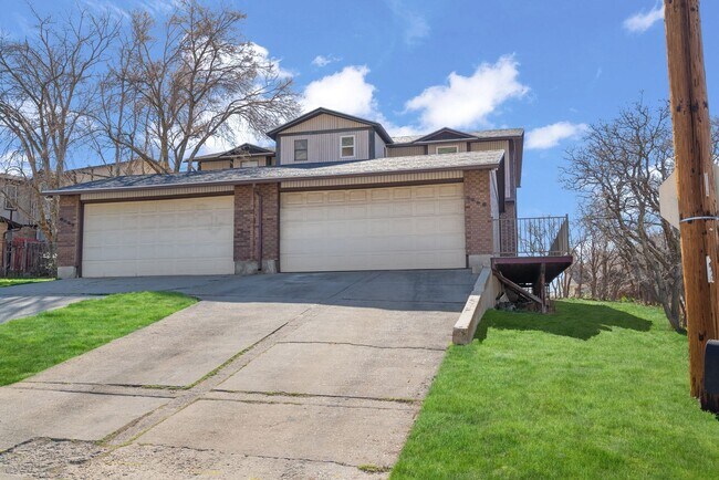 Building Photo - 8566-8568-8568 Wasatch Blvd Unit 8566 Wasatch Boulevard East