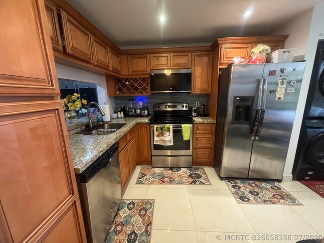 Building Photo - 6575 W Oakland Park Blvd Unit 402