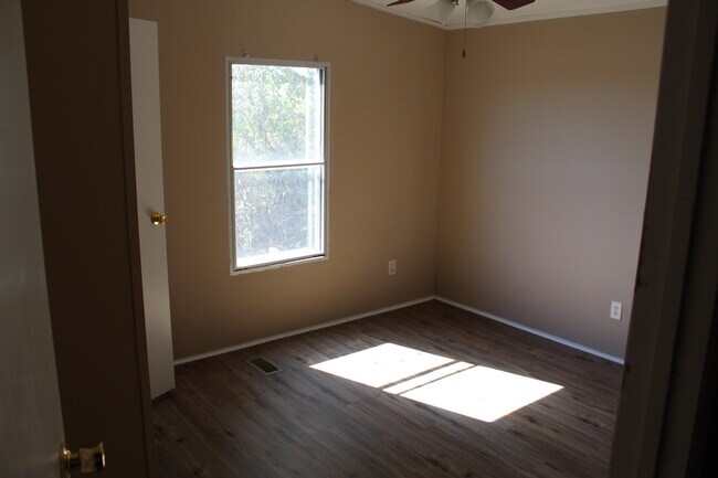 Photo - 4797 Briar Ct