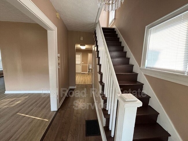 Photo - 1903 Tytus Ave