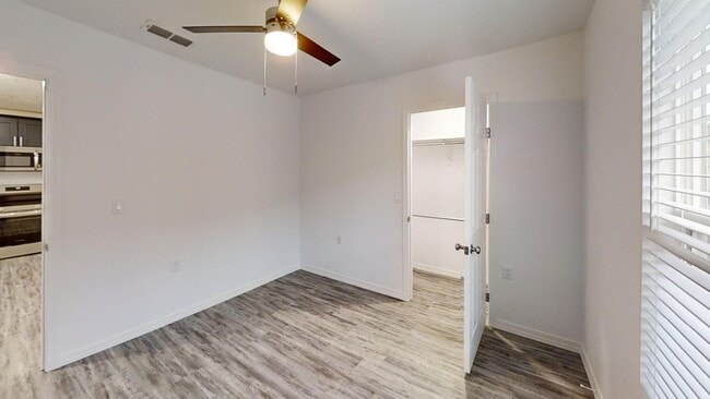 Photo - 2617 Aldrich Rd Unidad Apt A