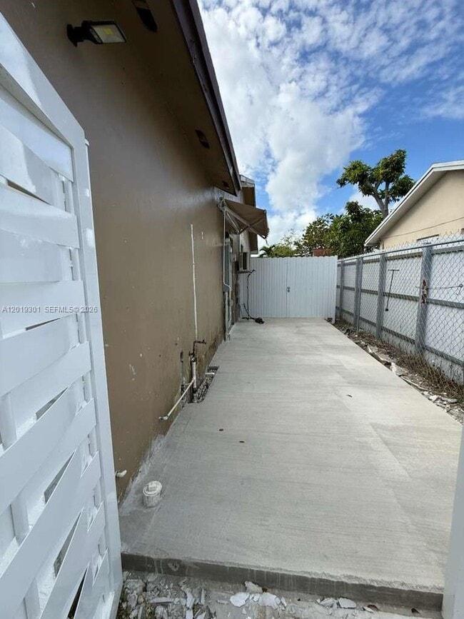 Photo - 25948 SW 132nd Ave Unit 1