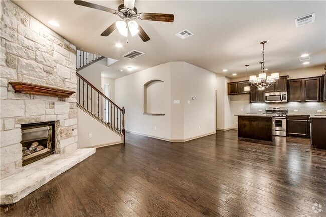 Building Photo - 10905 Vetters Rental