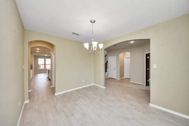 Photo - 28215 Shorecrest Ln