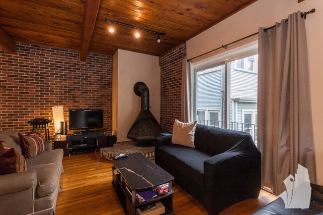 Photo - 1133 W Drummond Pl Unidad A7