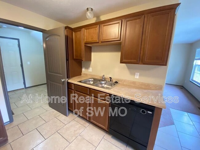 Photo - 3142 W Golden Valley