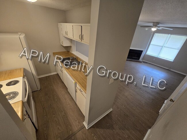 Photo - Updated townhouse