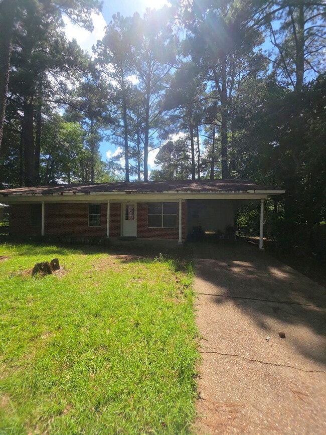 Building Photo - 224 Ragan St