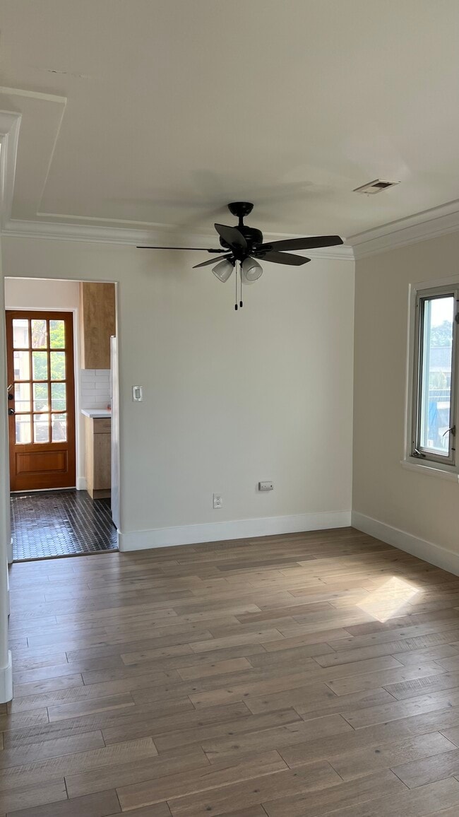 Building Photo - 426 Fir St