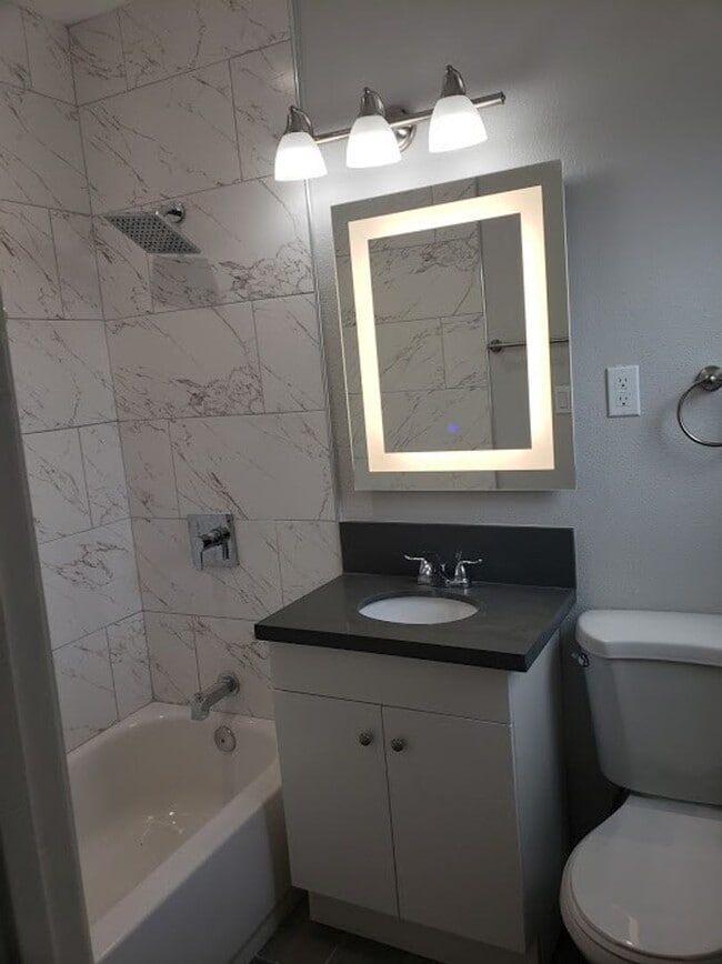 Photo - 1 Bed/1 Bath***$1725***$1k Off the 1st Month Unit M