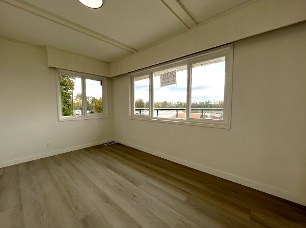 Photo - 4871 Marine Dr