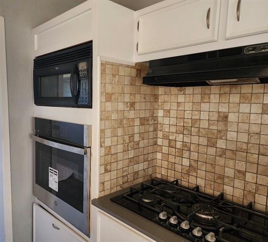 Photo - 2058 Collins Ave