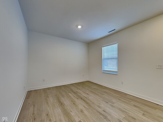 Photo - 11819 Moorfield Ln