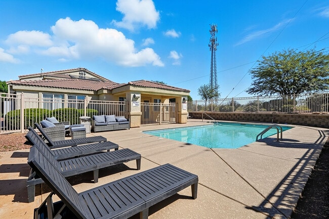 Copper Canyon Apartments Pool - Copper Canyon