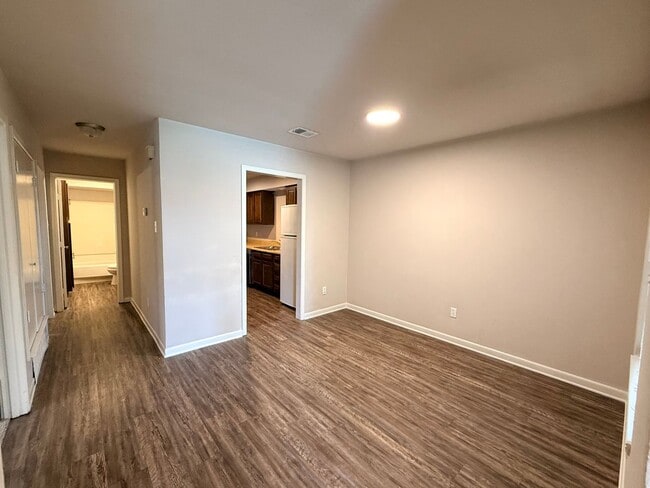 Photo - 1413-1415 Blackwell Drive Unit 1413