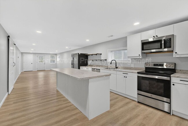 Photo - 1566 Sugar Grove Rd