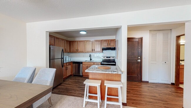 Photo - Hillsborough Apartments