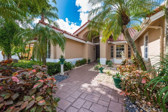 Photo - 7828 Dorchester Rd