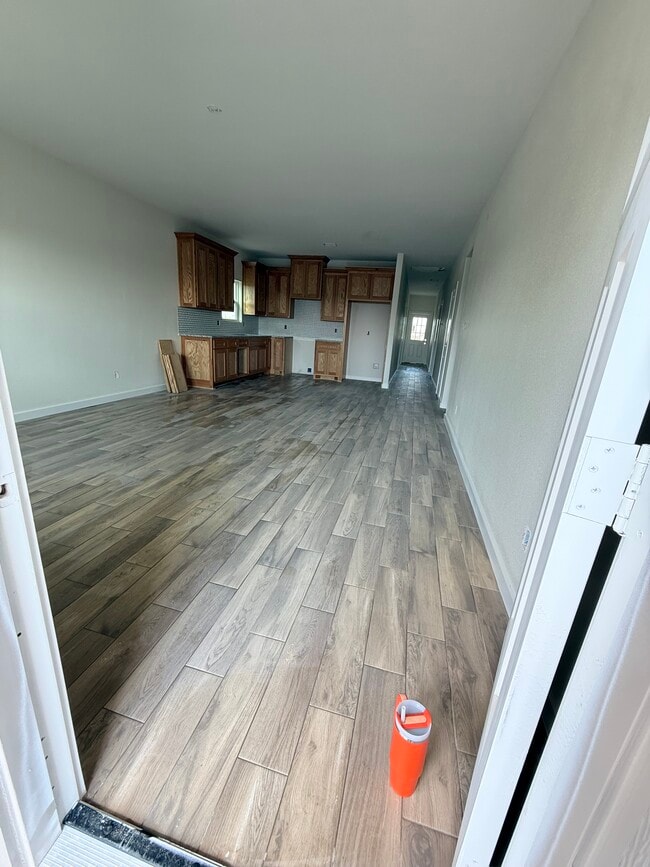 Building Photo - 382 Private Rd Unit Duplex Rental