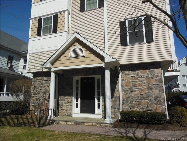 Photo - 1725 Summer St Unit 1