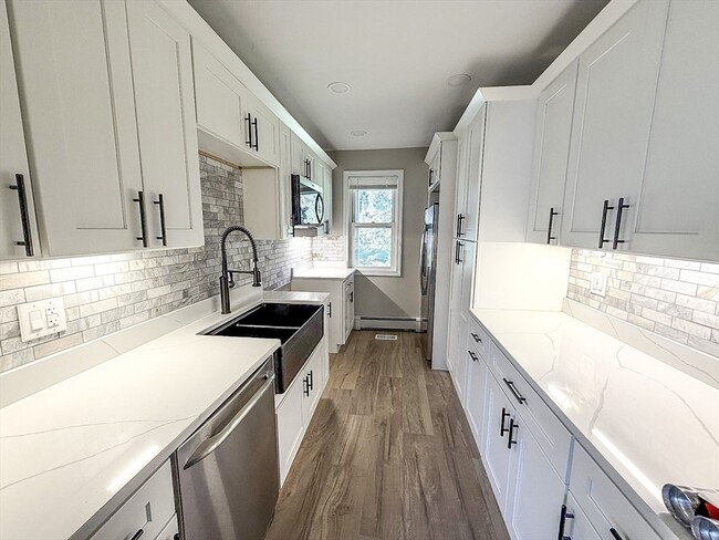 Photo - 1132 W Boylston St Unit 1