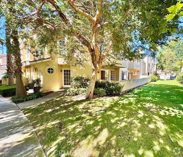 Building Photo - 25141 Via Azul Rental