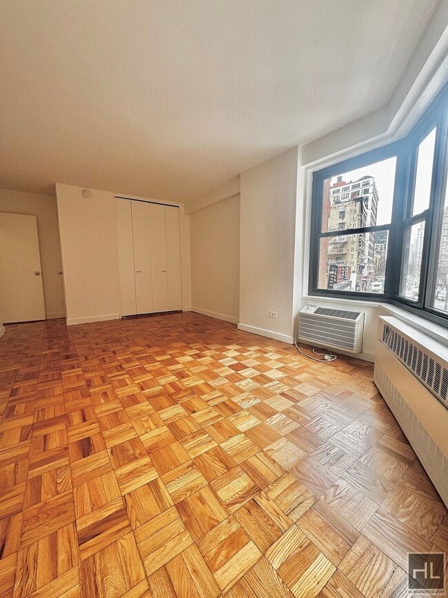 Photo - Fourth Avenue Unit 3E
