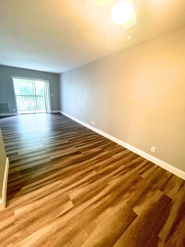Photo - 1527 S Flagler Dr Unidad 313F