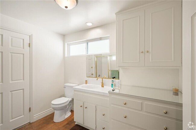 Building Photo - 10356 Claire Ave Rental