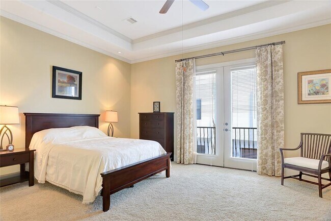 Photo - 5531 Pine St