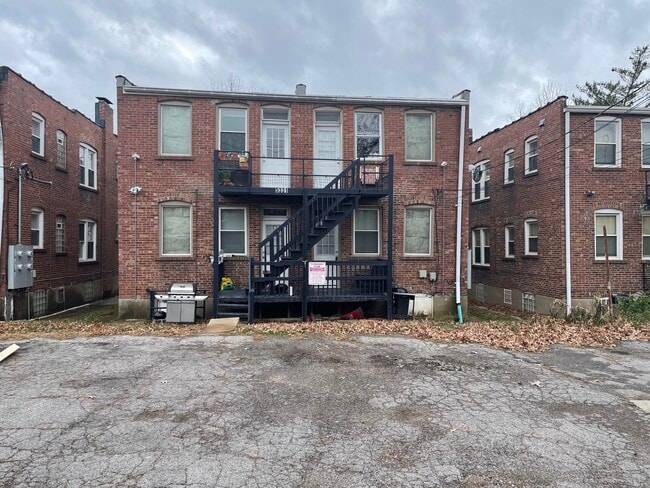 Photo - 5331 Bancroft Ave Unidad 1W