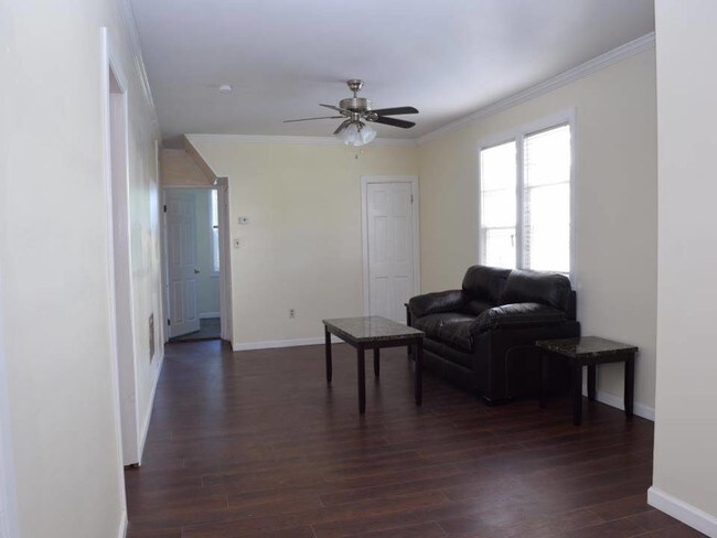 Photo - 113 Lexington Ave Unit 2