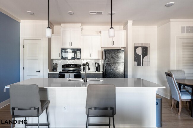 Photo - 185 Ashford Cir Unit 04-309