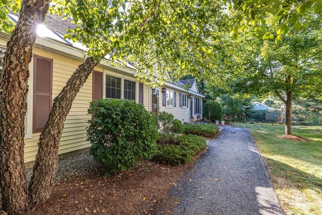 Photo - 45 Bog Rd Unit A 5