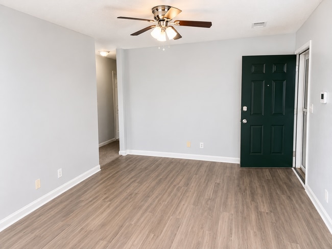 Photo - Half off rent in August