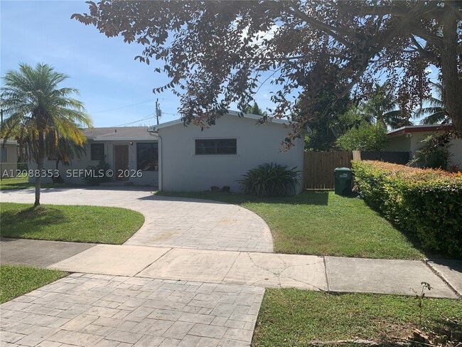 Photo - 9730 Marlin Rd