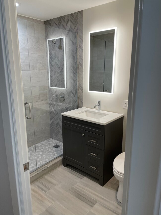 Photo - 714 Foster St Unit 2W