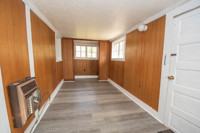 Photo - 65 Bradfield Dr