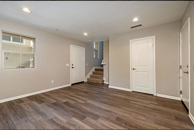 Photo - Modern Home in the Heart of Costa Mesa, 2 Bedroom, 2 Bath with all appliances and Garage