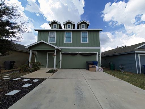 Modern Family Home with Gas Cooktop, 2-Car... - Modern Family Home with Gas Cooktop, 2-Car...