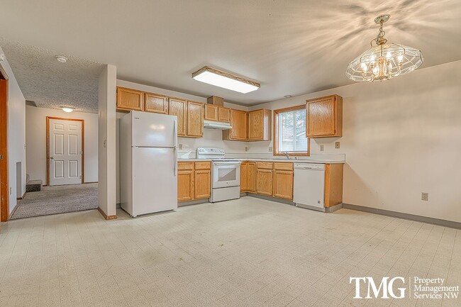 Photo - Klatt2 Unit B