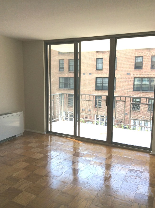 Photo - The Garfield House