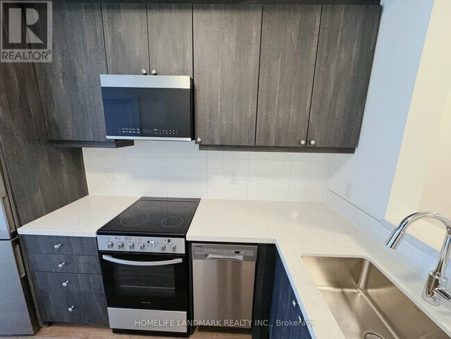 Photo - 51 Clarington Blvd Unité 116