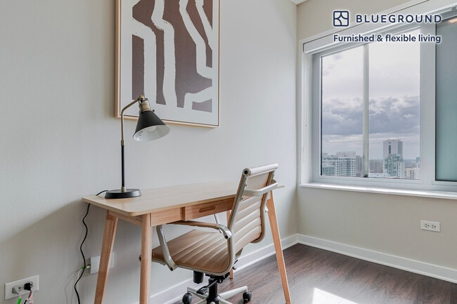 Photo - 121 W Chestnut St Unit FL25-ID1291