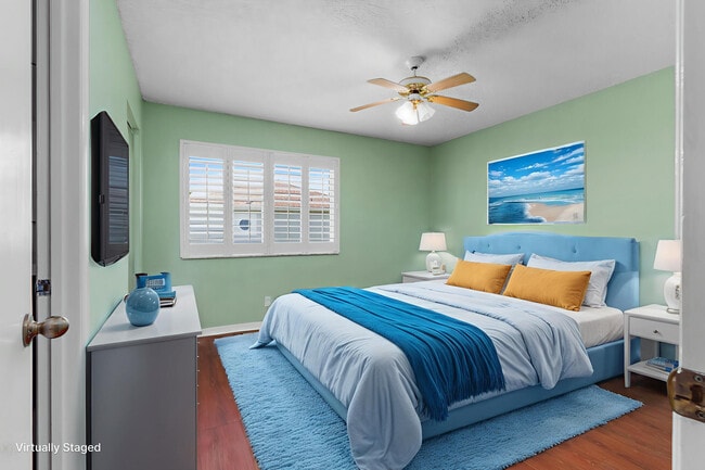 Photo - 1177 SW 44th Ave